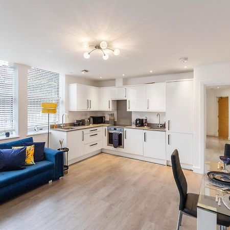 Modern Flat In Central Golders Green London Ngoại thất bức ảnh