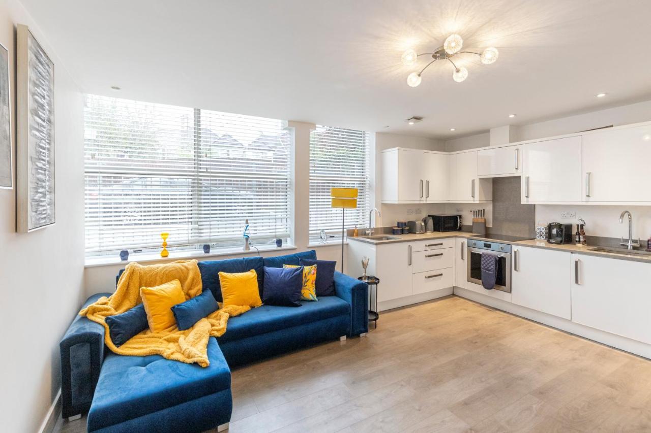 Modern Flat In Central Golders Green London Ngoại thất bức ảnh