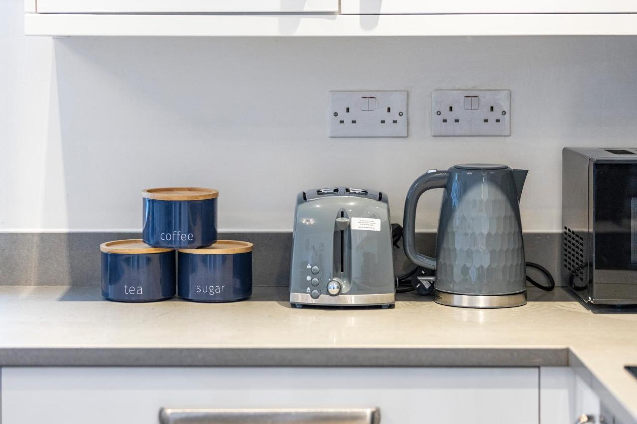 Modern Flat In Central Golders Green London Ngoại thất bức ảnh
