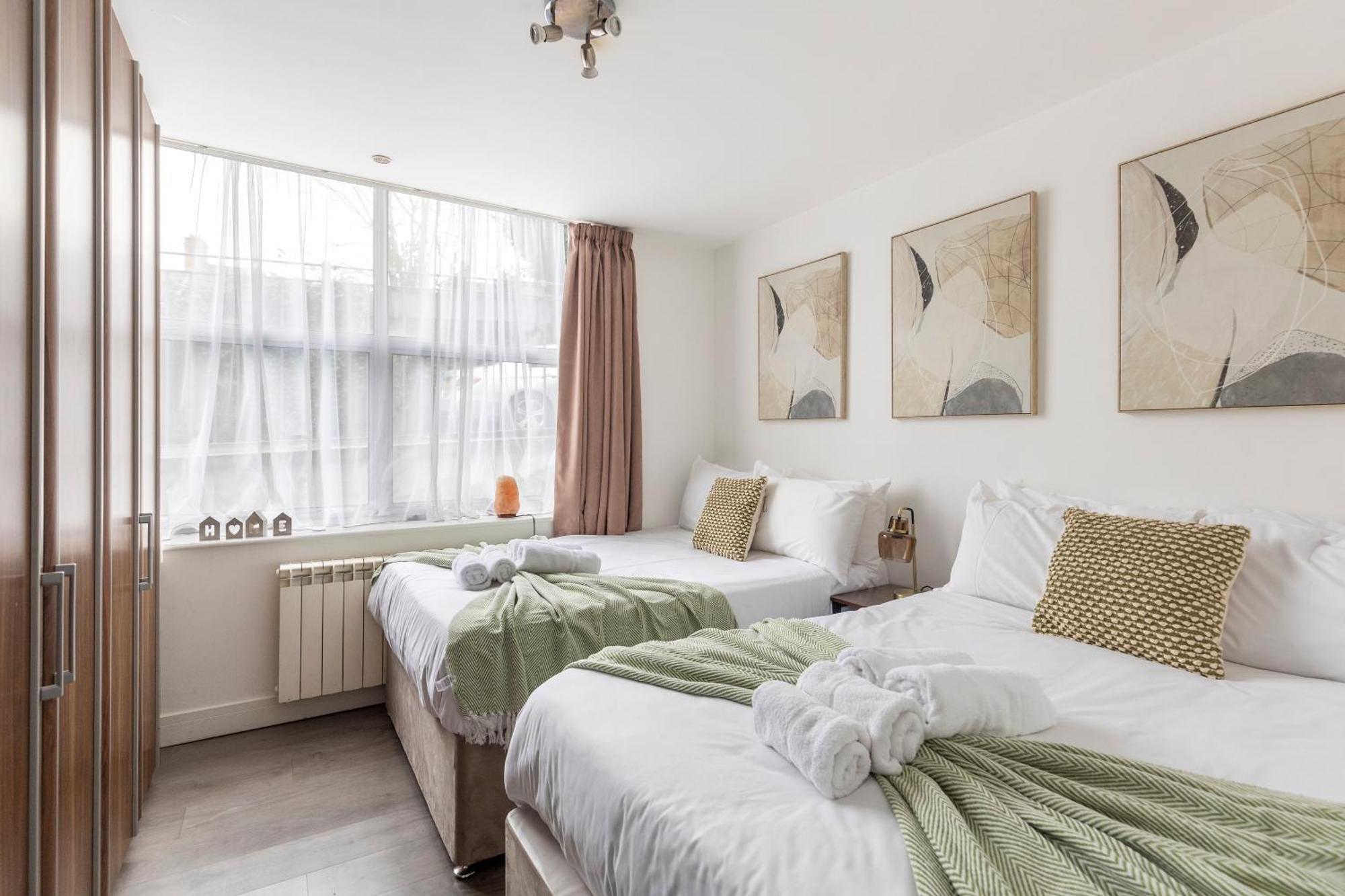 Modern Flat In Central Golders Green London Ngoại thất bức ảnh